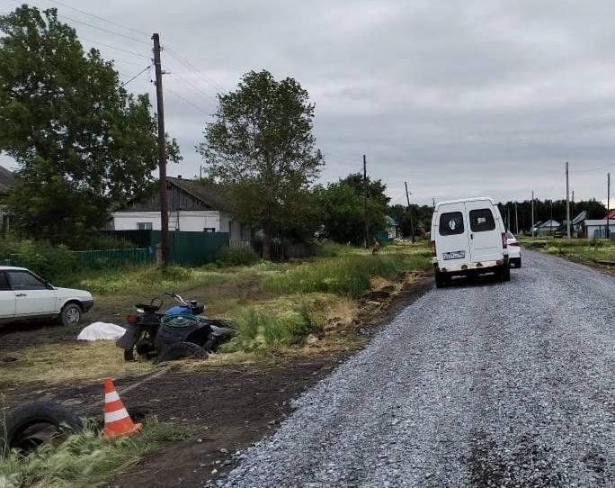 Пассажирка мотоцикла погибла в аварии в селе Красноселье в Чановском районе