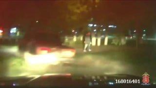 В Красноярском крае сотрудники полиции применили табельное оружие для остановки нетрезвого 17-летнего водителя