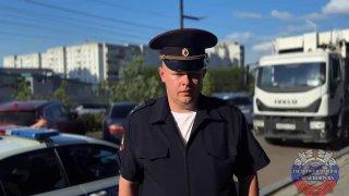 В Красноярске водитель мусоровоза «РостТеха» насмерть сбил пенсионерку во дворе жилого дома