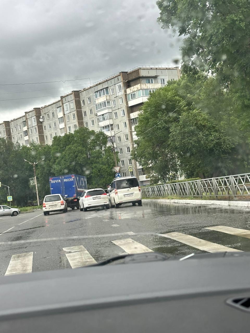 ДТП около почтового кольца. Будьте внимательны. 🇷🇺 Источник: ЧП Хакасия