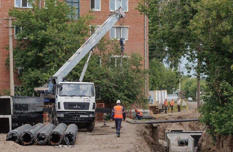 В Канске начались ремонты теплосетей по двум самым крупным участкам программы этого года - ул. Герцена и мкрн. Северный.