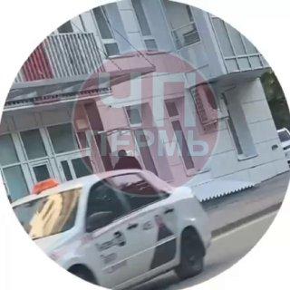 Толпа дикарей жёстко избила мужчину в Перми.