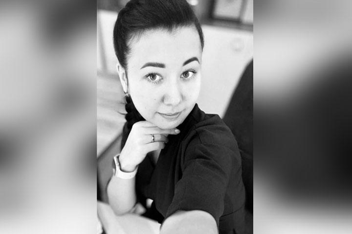 Убитая – 34-летняя Наталья Топакова. В 2014 году она оконочила Кемеровскую...