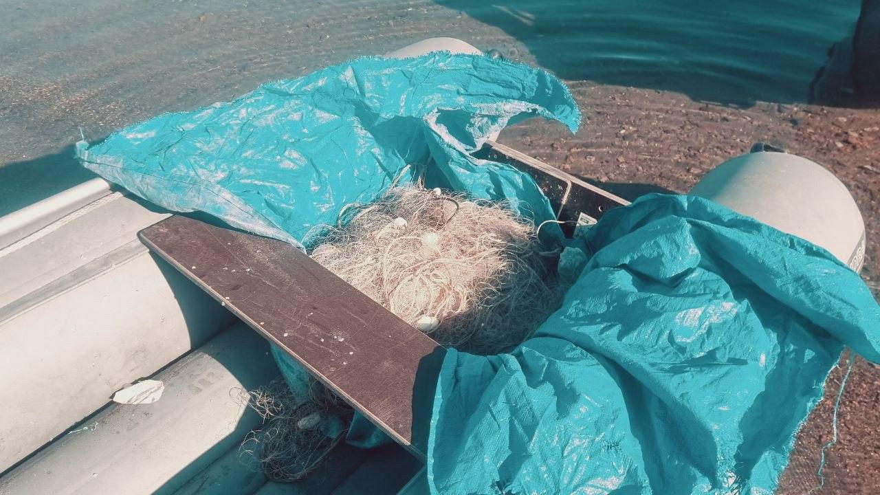На Байкале задержали браконьера с уловом.