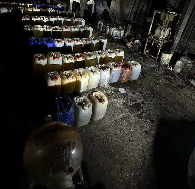 Лабораторию по производству мефедрона накрыли в Мошковском районе