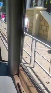 В Краснодаре мать с ребёнком распылила перцовку в автобусе после замечания за...