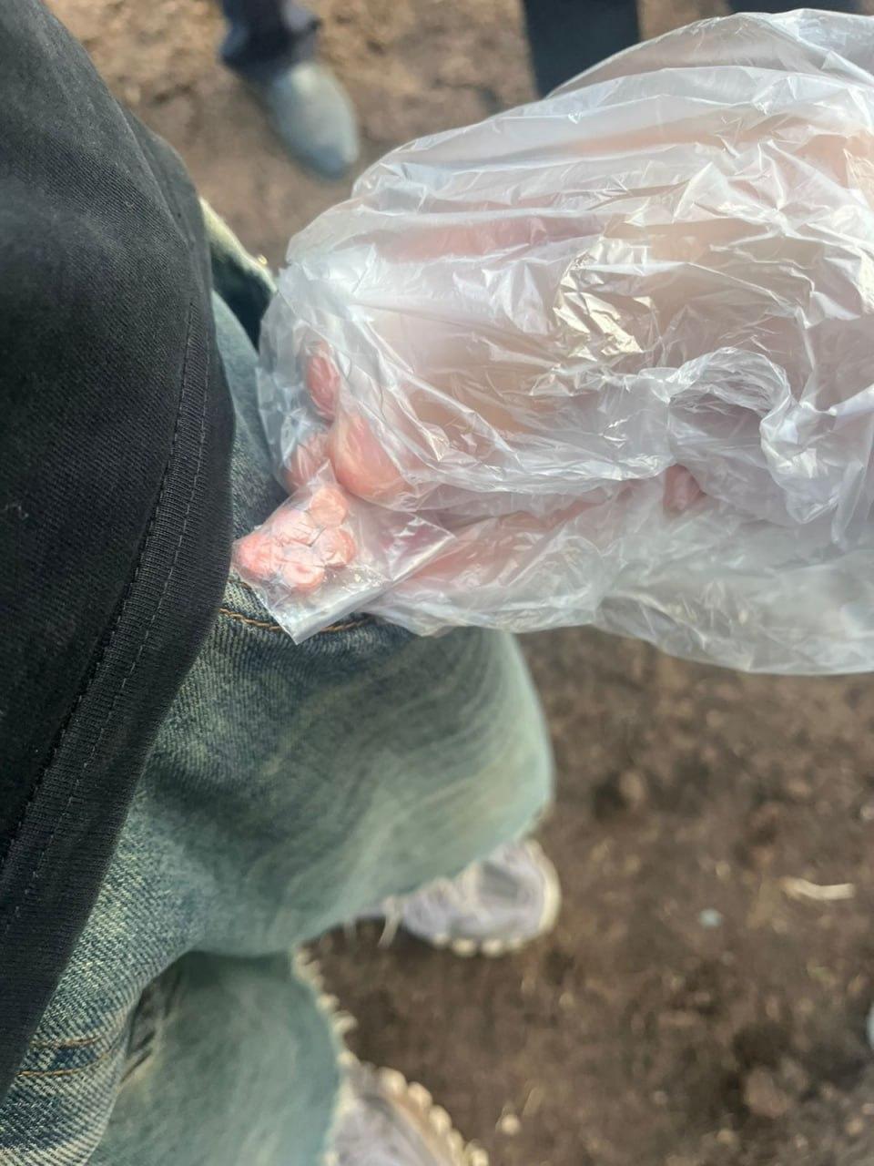 В Оренбурге задержали подростка из Ташлы с наркотиками Полицейские ППС на...