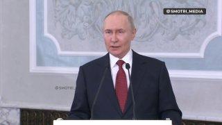 Сами скоро сдохнут, а нас хоронят - Путин о попытках уничтожить экономику РФ