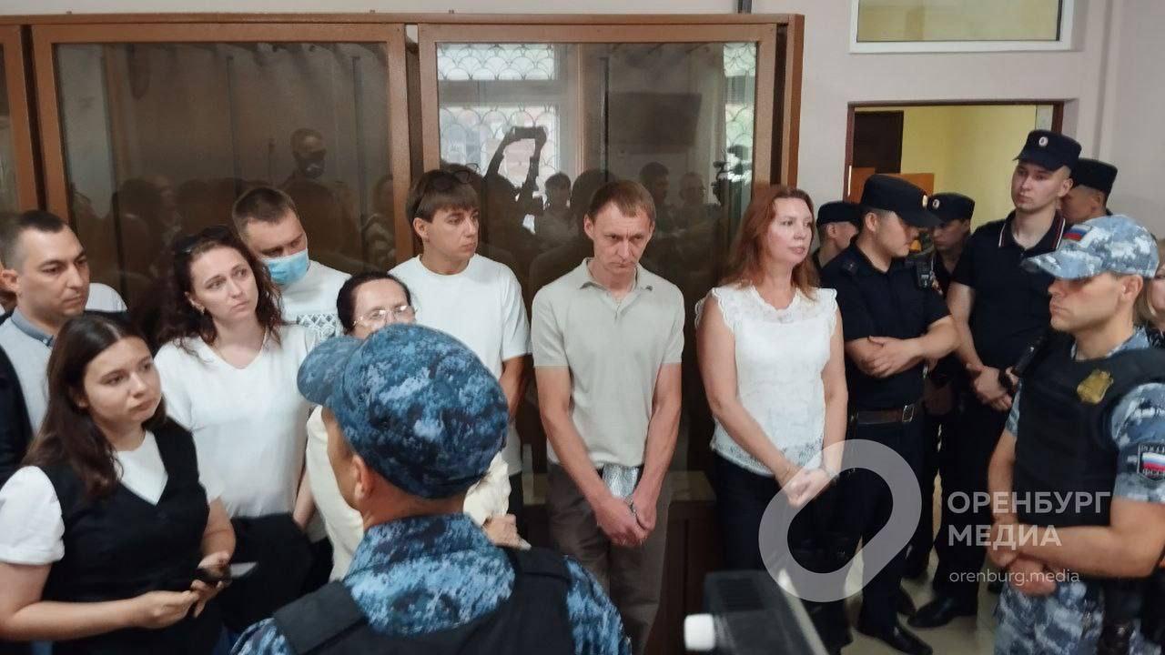 Ленинский суд Оренбурга приговорил главу финансовой пирамиды «Семейная...