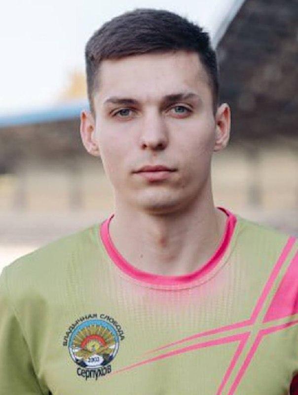 Умерший во время матча в Подмосковье футболист жаловался на то, что у него регулярно идёт кровь из носа