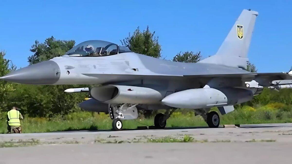 Во время комбинированного удара по Украине был сбит вражеский самолет F-16