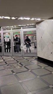 «Гринвич» опечатали судебные приставы