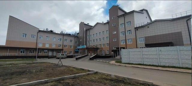 В Богучанском районе врачи не заметили перелом шеи у упавшего с высоты...