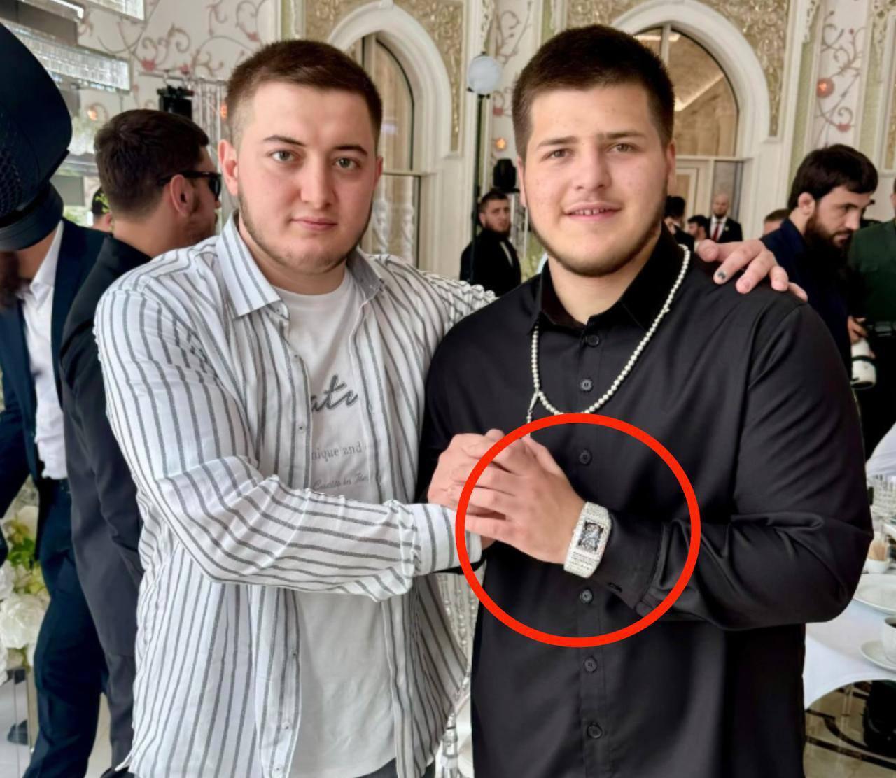 В Сети появились кадры со свадьбы 17-летнего Адама Кадырова: на руке сына главы Чечни часы, которые стоят 7 миллионов долларов