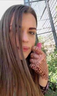 Зумерша накурила обезьяну в крымском парке «Тайган».
