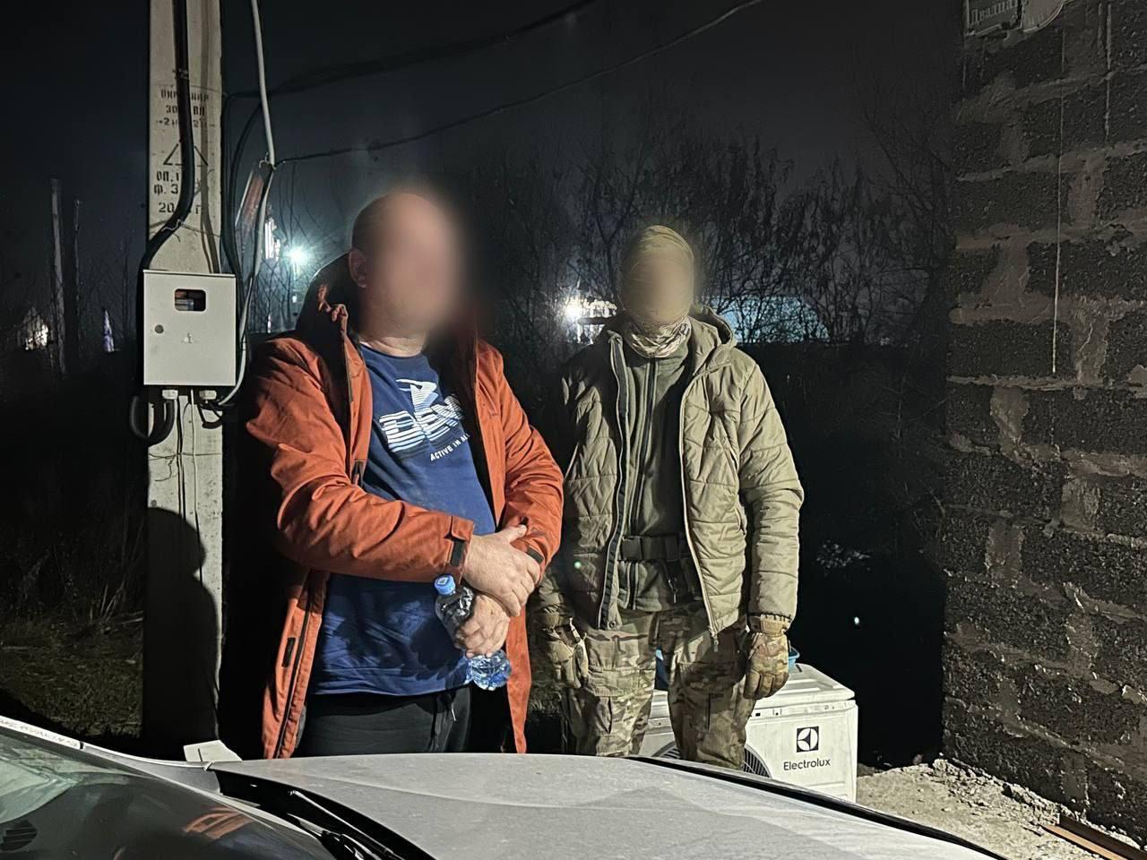 Восемь лет колонии получил уроженец Украины за обман участника СВО. Он обманом продал его двухкомнатную квартиру за 2,3 млн рублей.