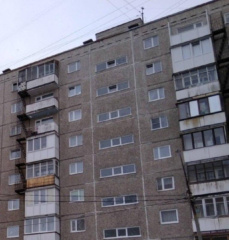 Житель Мурманска забил табуреткой насмерть свою бывшую девушку