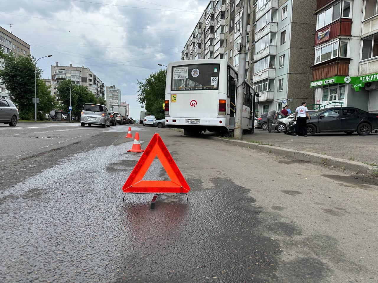 Подробности ДТП с пассажирским автобусом в Красноярске Сегодня утром в районе...