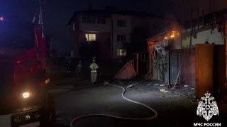 Ночной пожар уничтожил квартиру в кемеровском селе