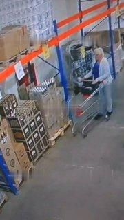 Банду алкобабушек разыскивают в Кирове.