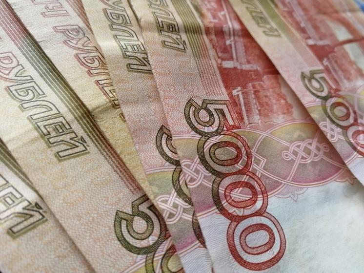 Зарплаты в Кузбассе пошли на спад, сообщает Кемеровостат. В регионе...