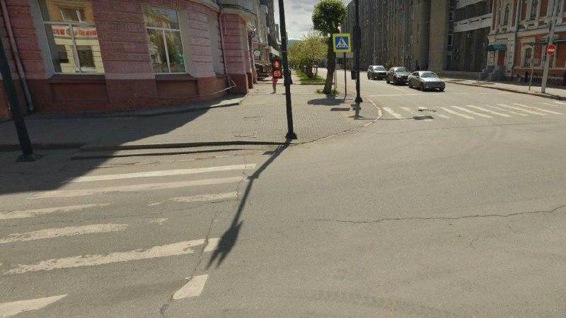 Мэрия Красноярска решила отказаться от маленькой брусчатки, которую...