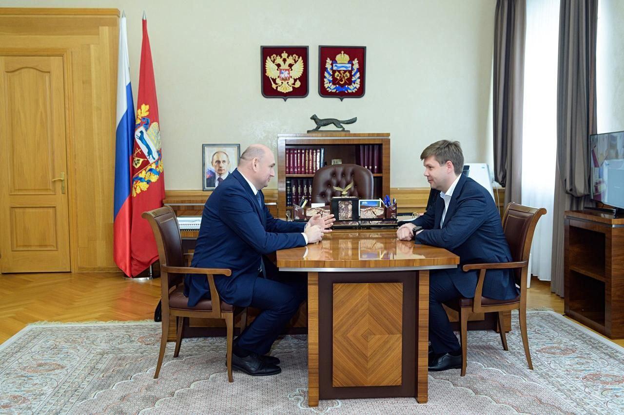 Евгений Солнцев назначил Альберта Юмадилова врио главы Оренбурга. Выпускник...
