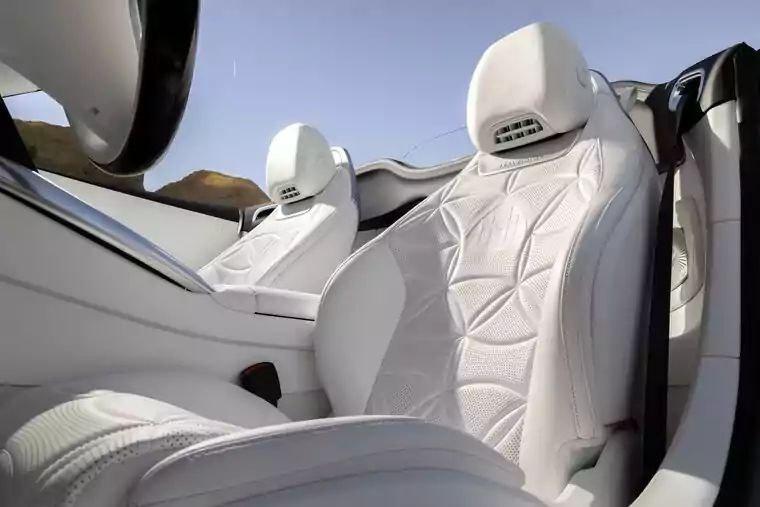 На российский рынок вышел Mercedes-Maybach SL 680 — самый роскошный кабриолет 2025 года.