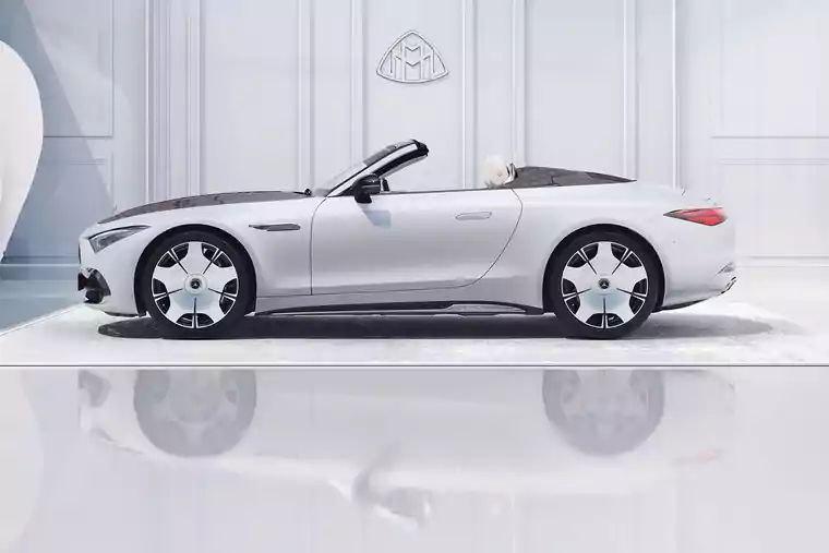 На российский рынок вышел Mercedes-Maybach SL 680 — самый роскошный кабриолет 2025 года.