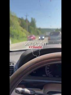 Мотоциклист разбился на автодороге в сторону деревни Подъяково, сообщает читатель.