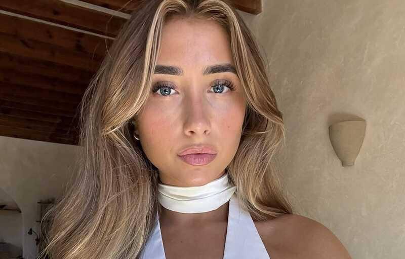 Модель OnlyFans Лили Филлипс побила мировой рекорд по числу половых партнёров за день, установленный ранее её коллегой по цеху Бонни Блю.