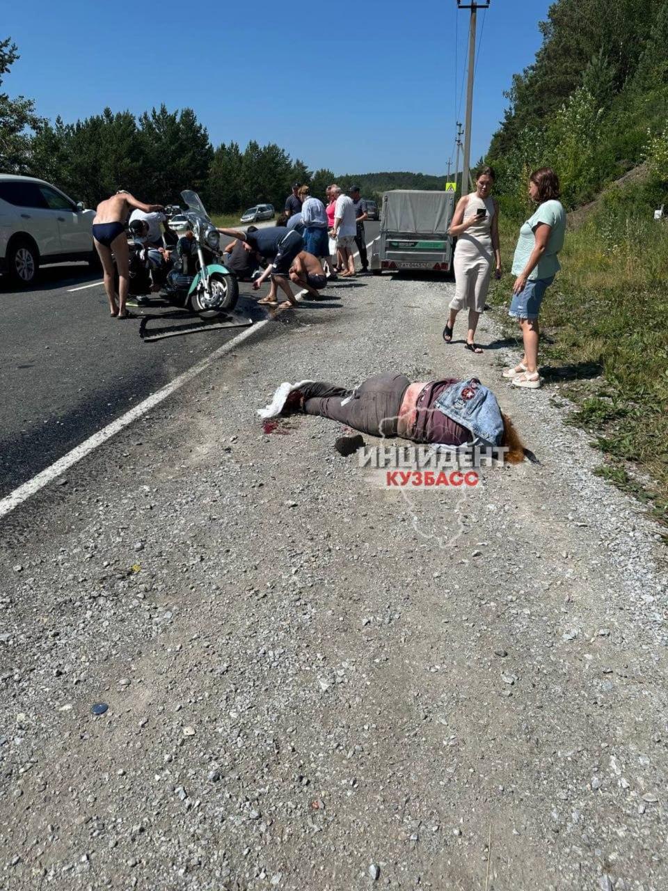 Мотоциклист и пассажирка пострадали в ДТП под Кемеровом