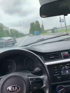 В Петербурге каршеринги начали внезапно глохнуть прямо во время движения —...