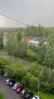 О звуках взрывов сообщают жители подмосковного Сергиева Посада.