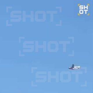 Cessna 337 Skymaster, по данным SHOT, упал на жилой дом в Казани. Последние...