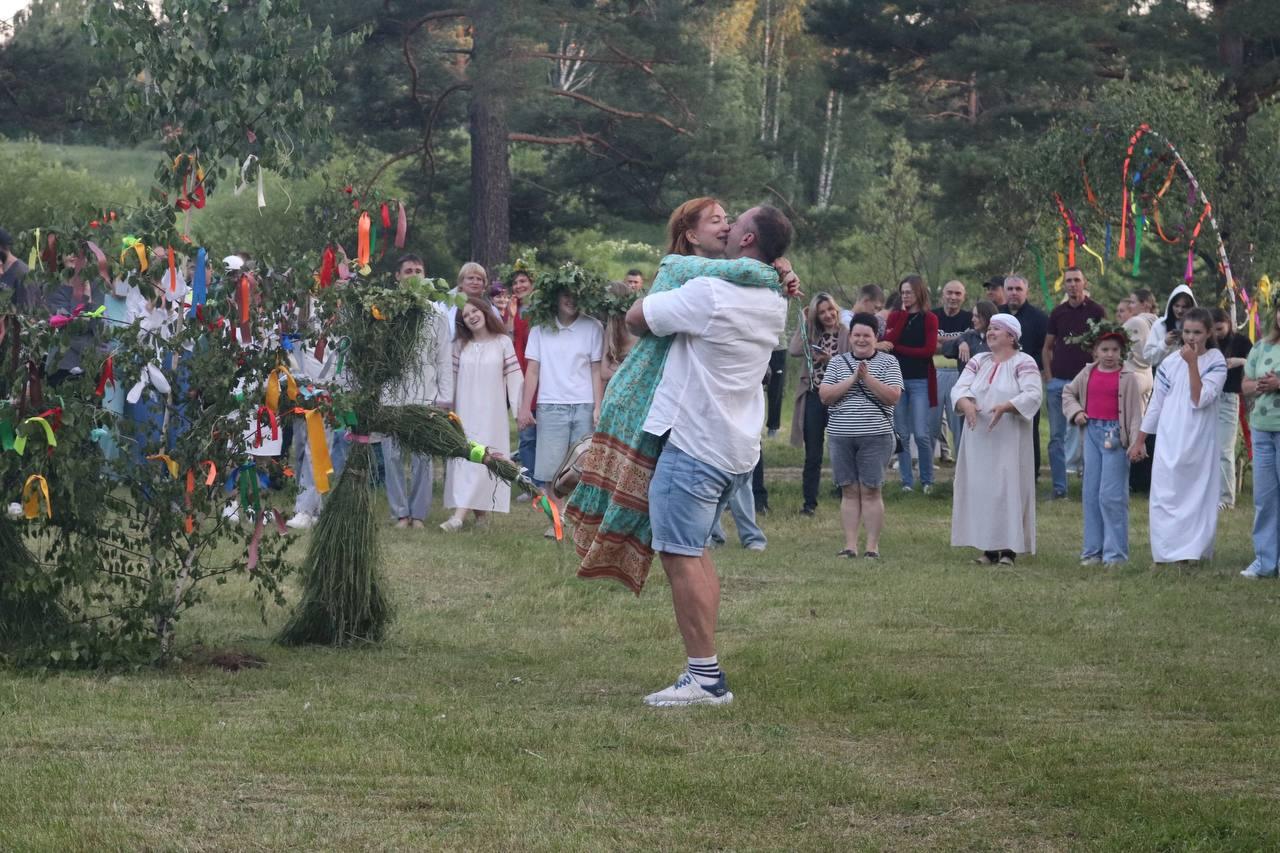 Немного кадров с празднования дня Ивана Купала в селе Залипье Абанского...
