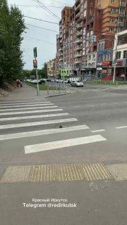 Провал грунта и дыра в асфальте обнаружены на пересечении улиц Гоголя и...