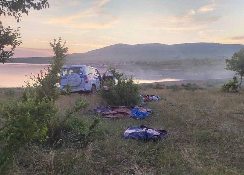 В Хакасии автомобиль задавил палатку с четырехлетним ребенком На берегу оз....