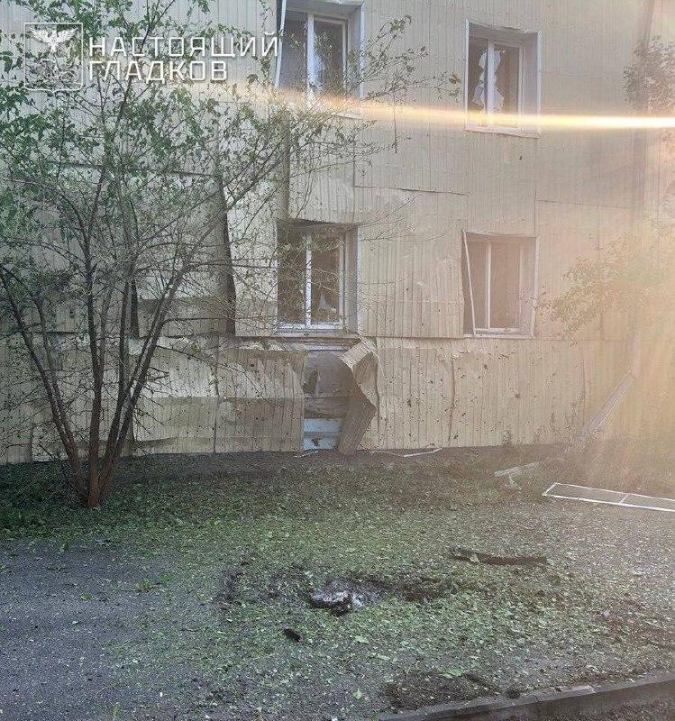 Город Шебекино подвергся обстрелу со стороны ВСУ. Пострадали два мирных жителя, один из них 14-летний ребёнок