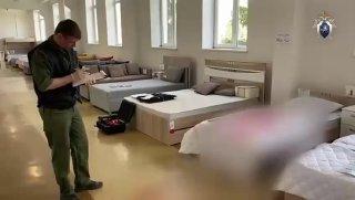 «Не дам жить бл*дям»: житель Новгорода зверски убил жену в мебельном салоне