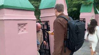 «Миша, выходи, не бойся, мы просто поговорим».