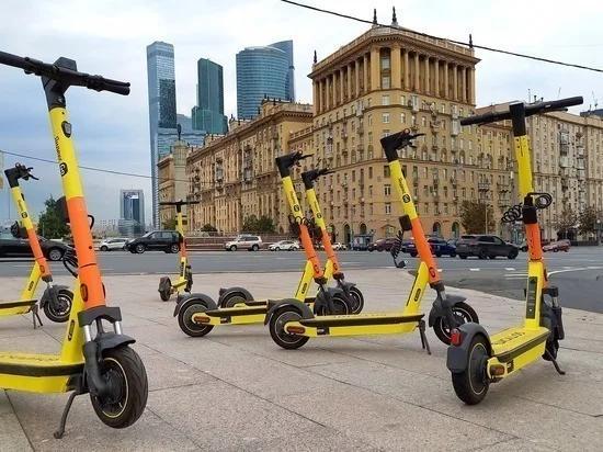 В Москве с начала сезона операторы аренды самокатов выписали 40 тысяч штрафов...