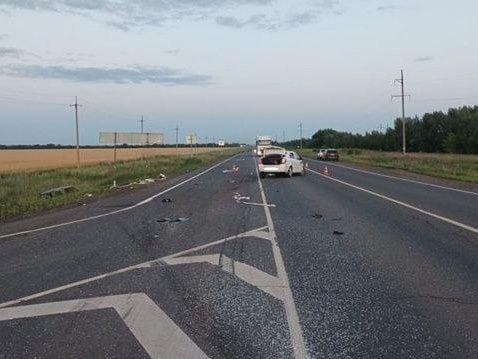 Трагедия на трассе М-5: погиб водитель, трое в больнице