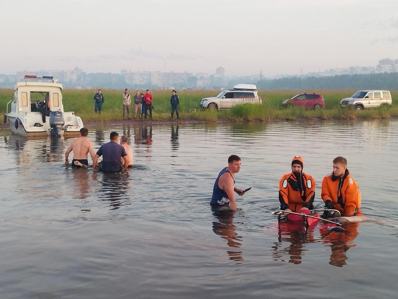 Тела парапланеристов, погибших в Братском водохранилище, нашли. Спасатели...