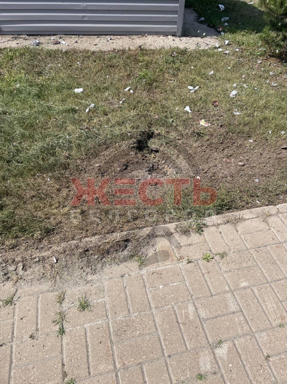 Дрон врезался в жилой дом на Водстрое