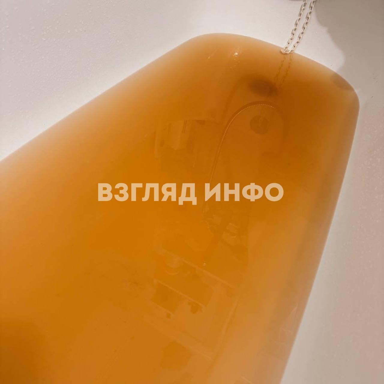 Холодная вода у жителей Гагарина в Минусинске сейчас такого цвета Также о...