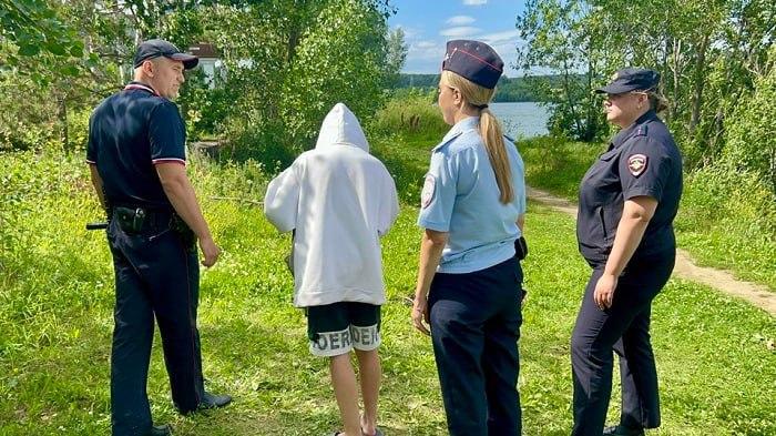 В Екатеринбурге полицейские провели профилактический рейд на территории...