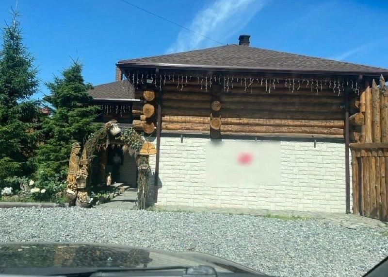 Супруги из Новосибирска организовали бордель с несовершеннолетними В...