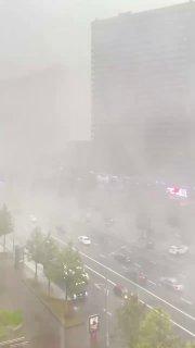 В некоторых районах Москвы ливень 🇷🇺 Источник: ЧП МОСКВА