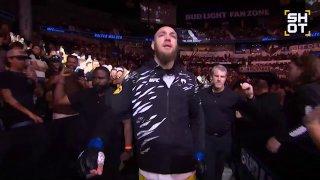 «Я люблю Россию»: на турнире UFC в США бразилец Вальтер Уокер вышел под песню «Матушка Земля»